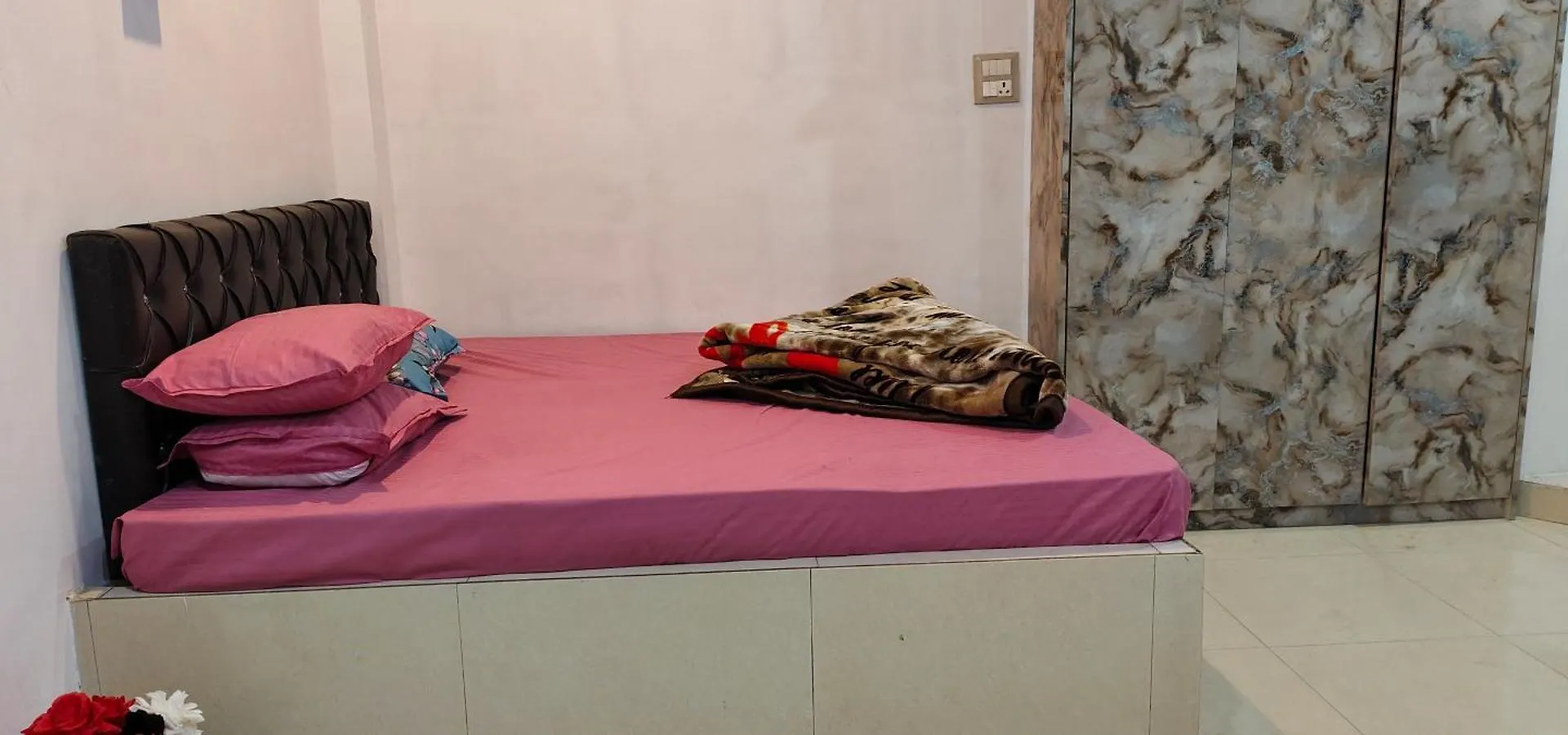 Manglam Guest House Varanasi India